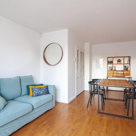 リヨンSpacious 1Br | Near City Center & Baby-Friendly!アパートメント エクステリア 写真