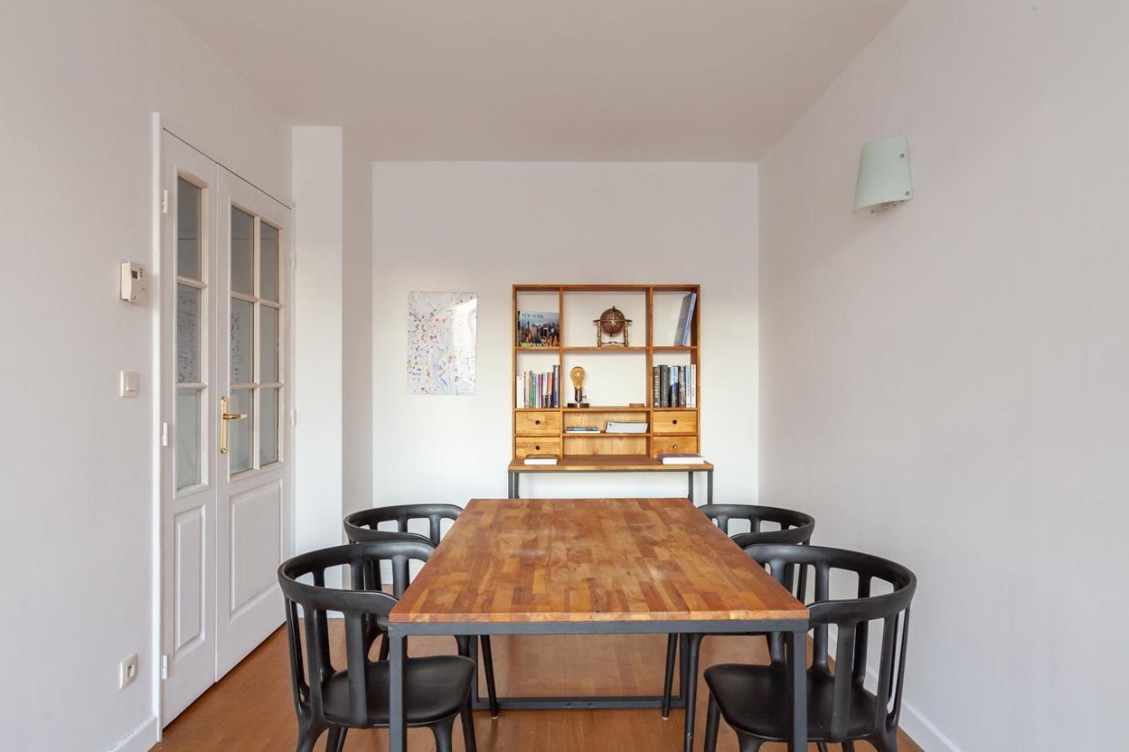 リヨンSpacious 1Br | Near City Center & Baby-Friendly!アパートメント エクステリア 写真